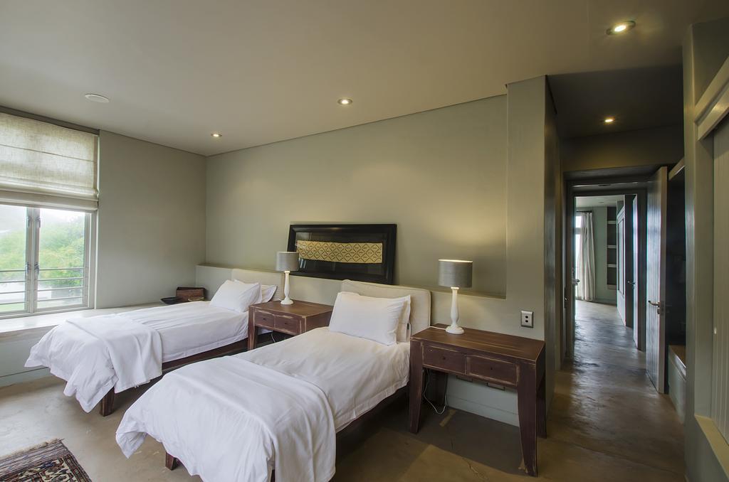 10 เอลฟ์ บีช เฮาส์ Hotel Great Brak River ภายนอก รูปภาพ